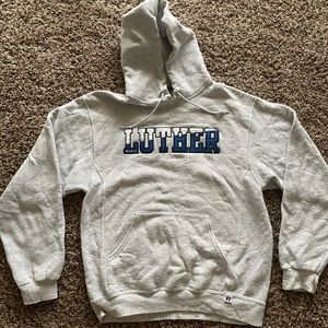 COLLEGE M SWEATSHIRT